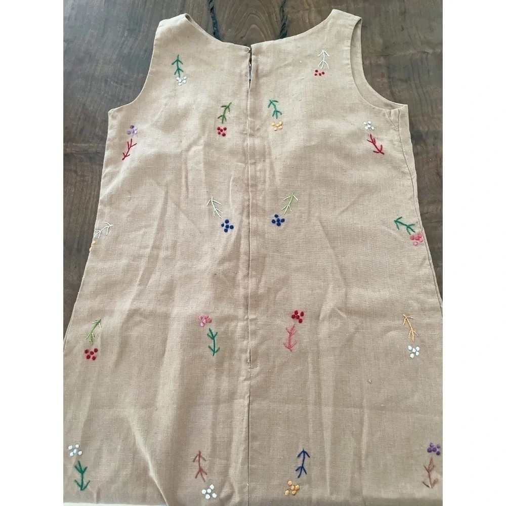 Vintage 60’s 70’s Hand Stitch Embroidery Floral Colorful Garden Sheath Tan Dress - Picture 5 of 15